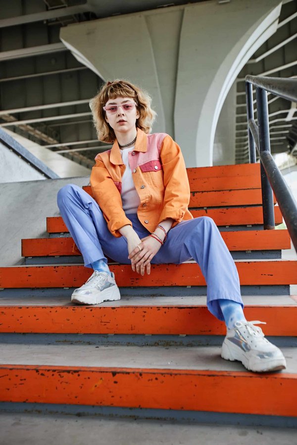 Street style : capturer l'énergie urbaine dans vos tenues quotidiennes