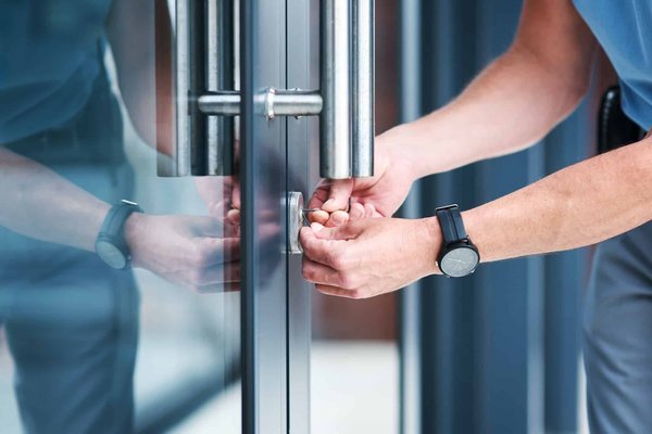 Rencontrez des serruriers de confiance pour sécuriser votre domicile